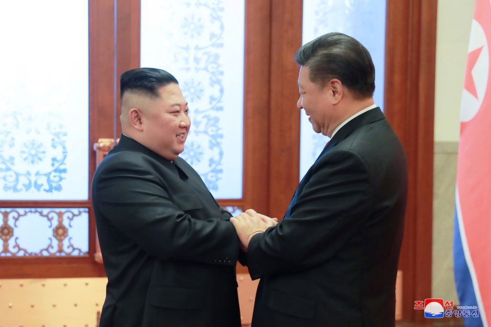 “Cơn khát” đầu tư nước ngoài có thể dẫn lối ông Kim Jong-un tới Trung Quốc - Ảnh 2. “Cơn khát” đầu tư nước ngoài có thể dẫn lối ông Kim Jong-un tới Trung Quốc - Ảnh 2.