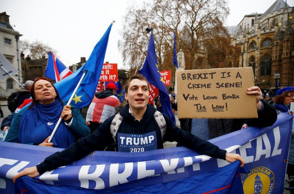 Người Anh xuống đường vì Brexit trước giờ G - Ảnh 9. Người Anh xuống đường vì Brexit trước giờ G - Ảnh 9.
