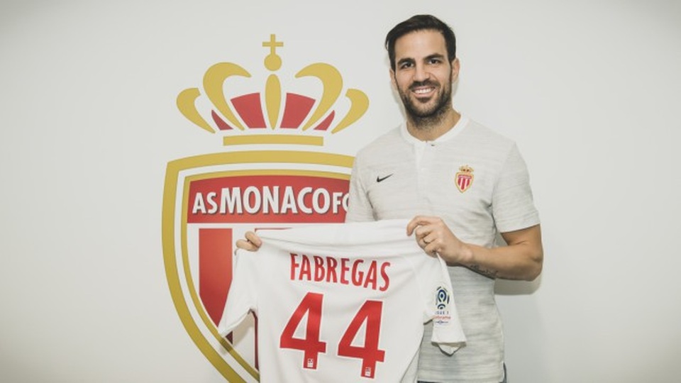 Nhật ký chuyển nhượng ngày 12/1: Fabregas chính thức rời Chelsea - Ảnh 1. Nhật ký chuyển nhượng ngày 12/1: Fabregas chính thức rời Chelsea - Ảnh 1.