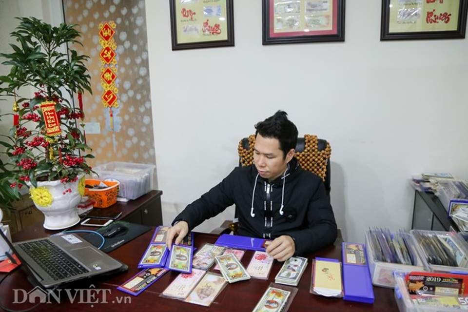 Tiền 2 USD in hình con heo đắt như tôm tươi trước Tết Kỷ Hợi 2019 - Ảnh 1. Tiền 2 USD in hình con heo đắt như tôm tươi trước Tết Kỷ Hợi 2019 - Ảnh 1.