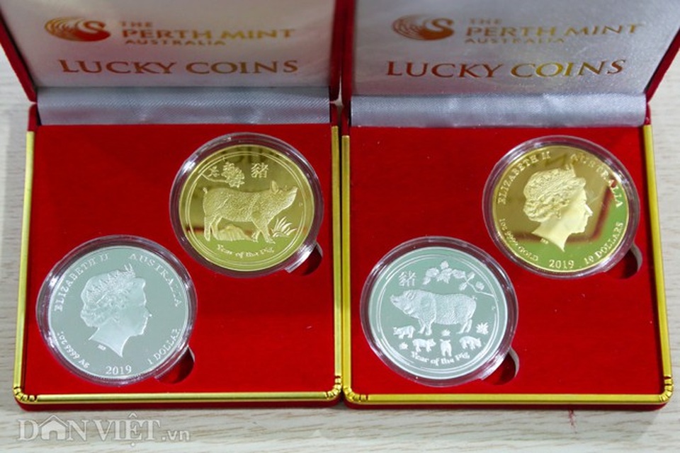 Tiền 2 USD in hình con heo đắt như tôm tươi trước Tết Kỷ Hợi 2019 - Ảnh 11. Tiền 2 USD in hình con heo đắt như tôm tươi trước Tết Kỷ Hợi 2019 - Ảnh 11.