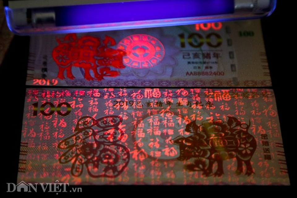 Tiền 2 USD in hình con heo đắt như tôm tươi trước Tết Kỷ Hợi 2019 - Ảnh 13. Tiền 2 USD in hình con heo đắt như tôm tươi trước Tết Kỷ Hợi 2019 - Ảnh 13.