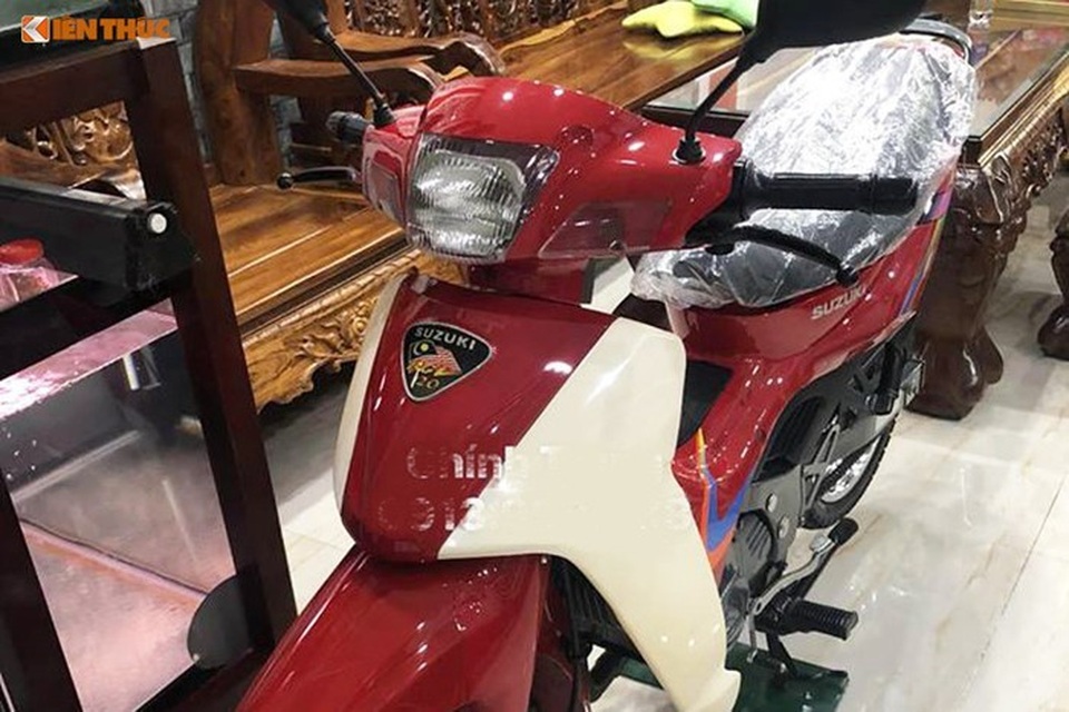 Xe máy Suzuki 17 năm vẫn còn zin: Giá huyền thoại 1 tỷ đồng - Ảnh 3.