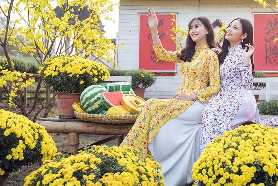 Tân hoa khôi Imiss Thăng Long khoe sắc trong bộ ảnh đón Xuân sớm - Ảnh 9. Tân hoa khôi Imiss Thăng Long khoe sắc trong bộ ảnh đón Xuân sớm - Ảnh 9.