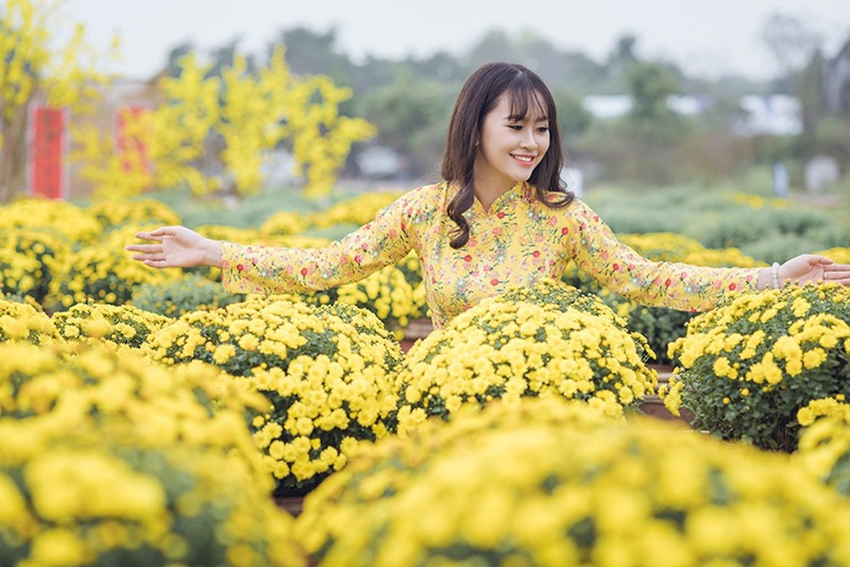 Tân hoa khôi Imiss Thăng Long khoe sắc trong bộ ảnh đón Xuân sớm - Ảnh 2. Tân hoa khôi Imiss Thăng Long khoe sắc trong bộ ảnh đón Xuân sớm - Ảnh 2.