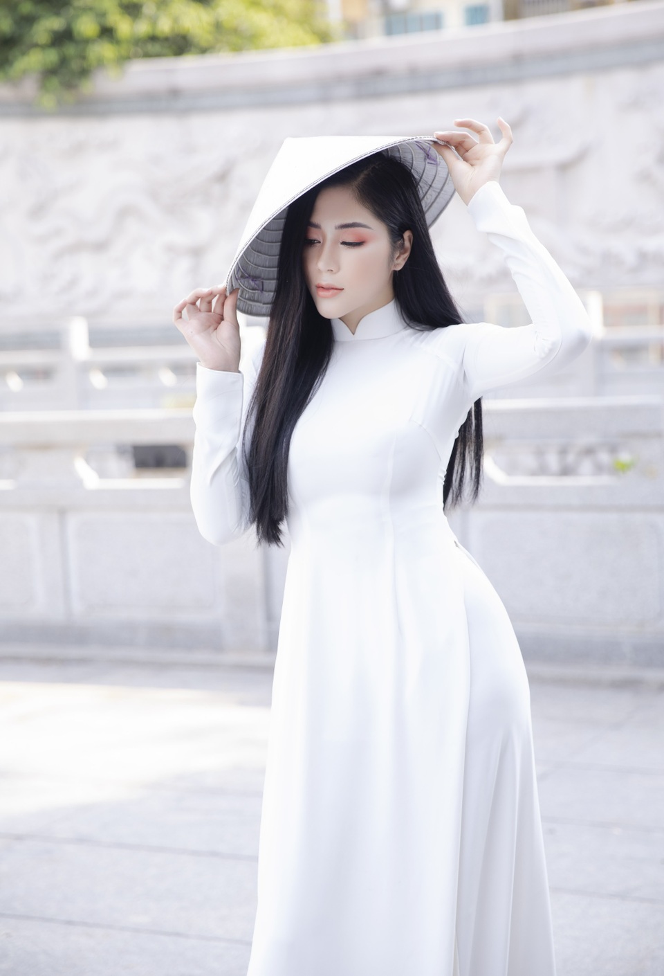 Người đẹp Tô Diệp Hà gây xao xuyến khi diện áo dài trắng - Ảnh 1. Người đẹp Tô Diệp Hà gây xao xuyến khi diện áo dài trắng - Ảnh 1.