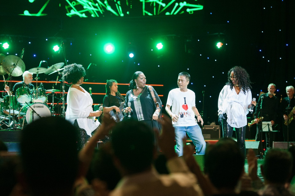Boney M: Tôi thấy tôi trong những cái Tết Việt Nam - Ảnh 1. Boney M: Tôi thấy tôi trong những cái Tết Việt Nam - Ảnh 1.