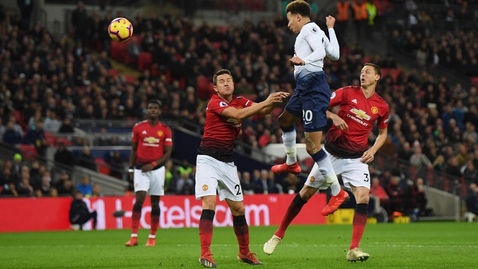 Nhìn lại chiến thắng của Man Utd trước Tottenham - Ảnh 15.