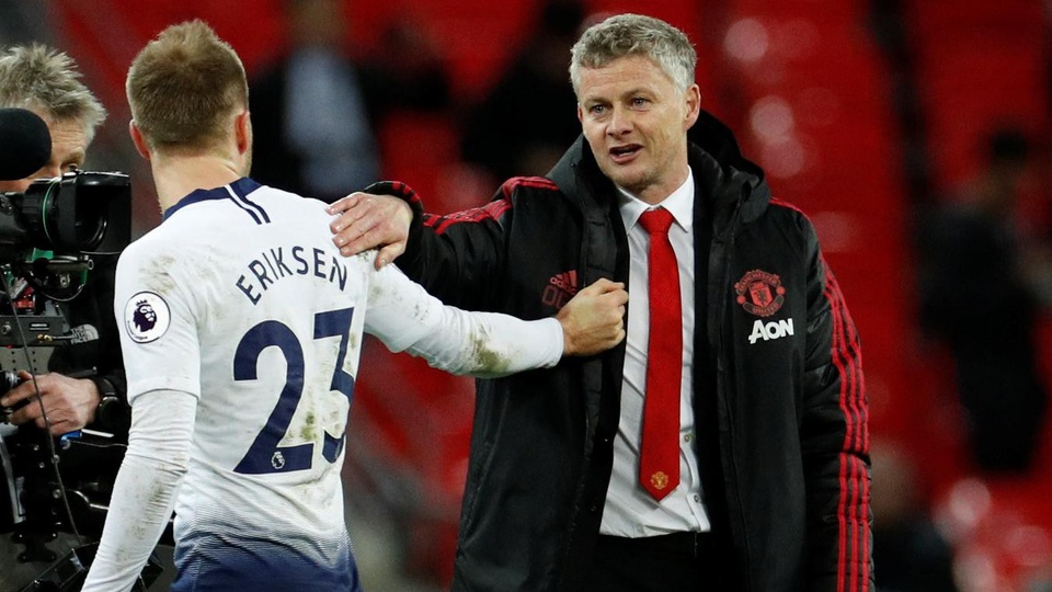 Nhìn lại chiến thắng của Man Utd trước Tottenham - Ảnh 21.