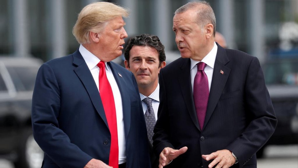 Ông Trump dọa tàn phá kinh tế Thổ Nhĩ Kỳ vì vấn đề Syria - Ảnh 1. Ông Trump dọa tàn phá kinh tế Thổ Nhĩ Kỳ vì vấn đề Syria - Ảnh 1.