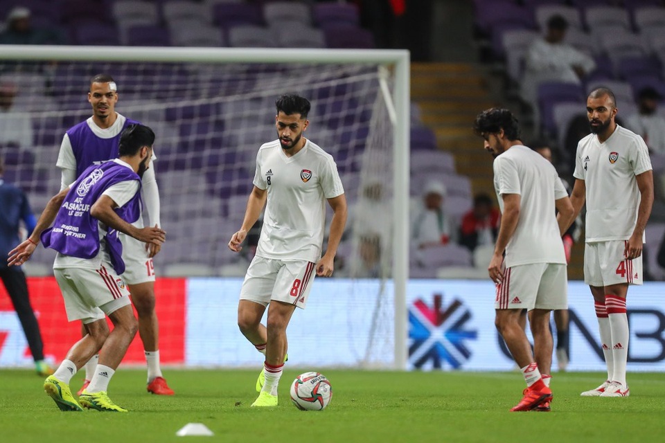 UAE 1-1 Thái Lan: Dắt tay nhau đi tiếp - Ảnh 16. UAE 1-1 Thái Lan: Dắt tay nhau đi tiếp - Ảnh 16.