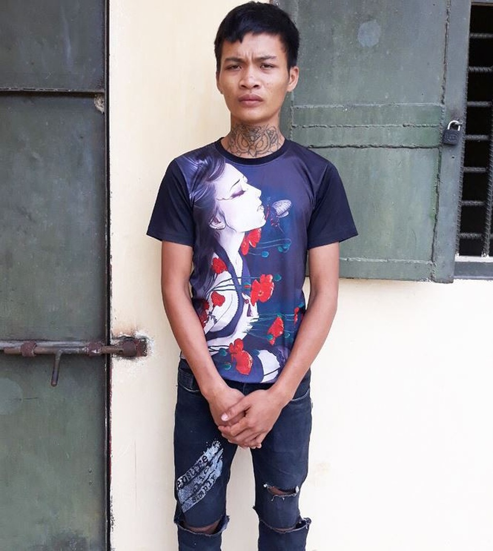 Hai thanh niên thay nhau hiếp dâm nữ sinh lớp 8 ở phòng học - Ảnh 1. Hai thanh niên thay nhau hiếp dâm nữ sinh lớp 8 ở phòng học - Ảnh 1.