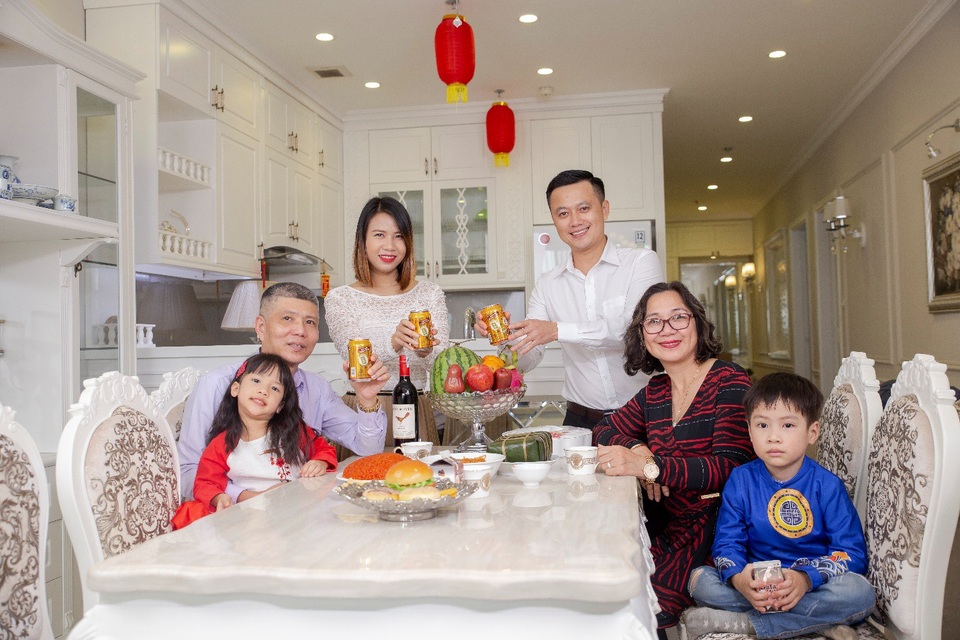 Đàn ông không vô tâm, chỉ là chưa biết cách thể hiện tình cảm - Ảnh 2. Đàn ông không vô tâm, chỉ là chưa biết cách thể hiện tình cảm - Ảnh 2.