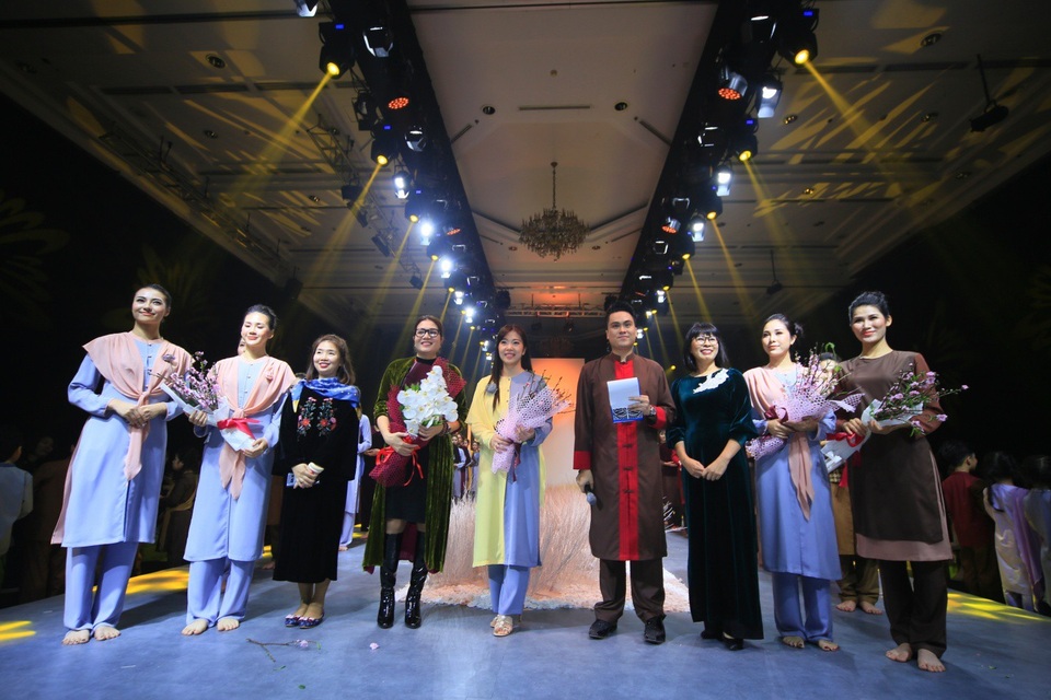 Thiên Hương diện trang phục cô dâu của Thiện Phát Design - Ảnh 1. Thiên Hương diện trang phục cô dâu của Thiện Phát Design - Ảnh 1.