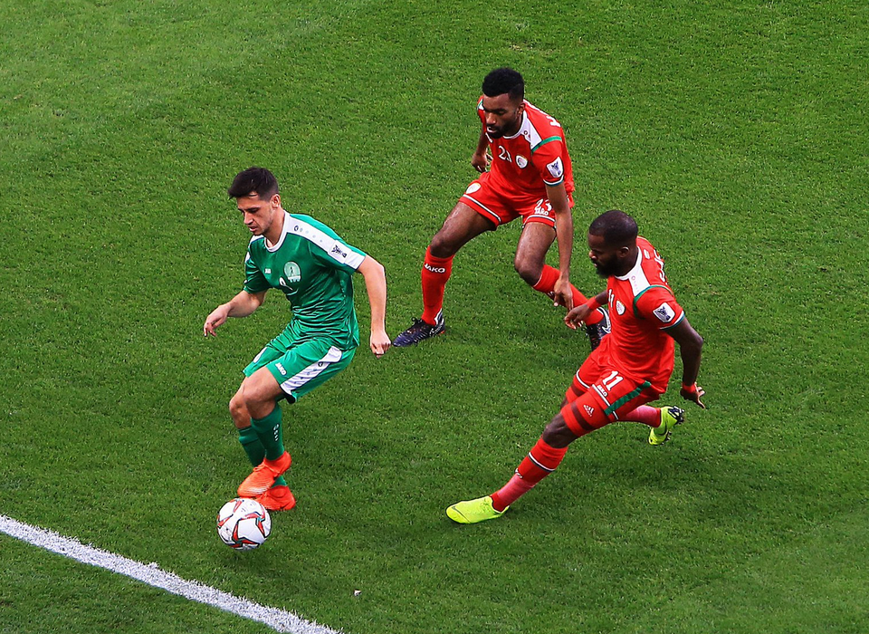 Thắng Turkmenistan 3-1, Oman giành vé vào vòng 1/8 Asian Cup 2019 - Ảnh 6. Thắng Turkmenistan 3-1, Oman giành vé vào vòng 1/8 Asian Cup 2019 - Ảnh 6.