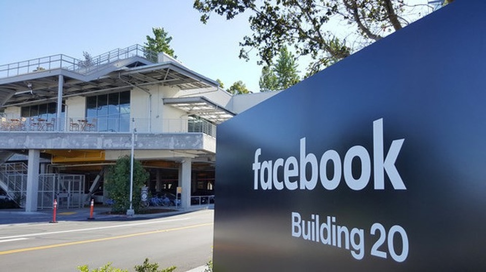 Facebook trốn thuế tại Việt Nam, cần thực hiện chế tài nào? - Ảnh 1. Facebook trốn thuế tại Việt Nam, cần thực hiện chế tài nào? - Ảnh 1.