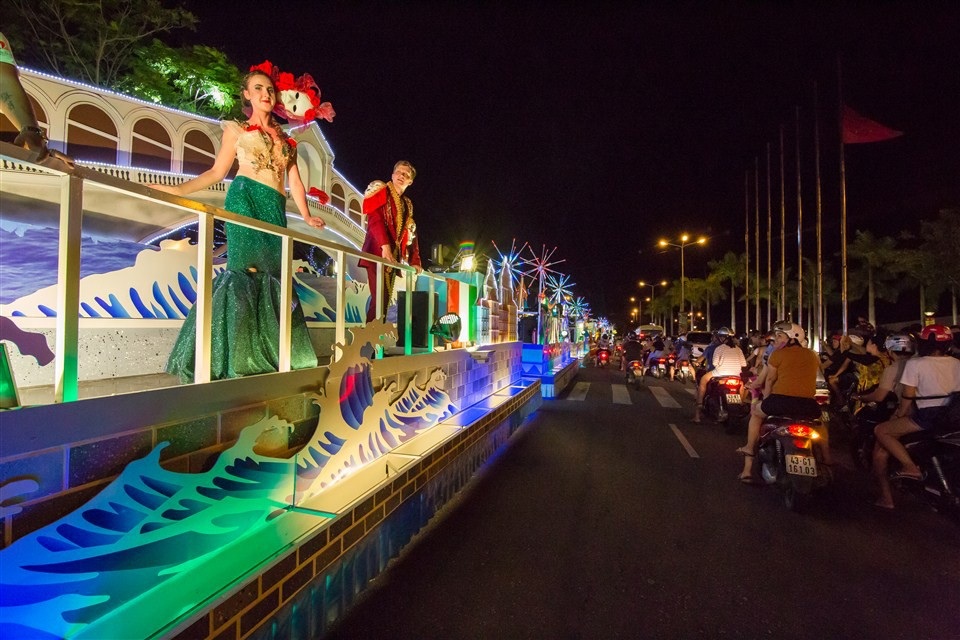 Pháo hoa Đà Nẵng vào Top 5 sự kiện Văn hóa tiêu biểu nhất năm 2018 - Ảnh 4. Pháo hoa Đà Nẵng vào Top 5 sự kiện Văn hóa tiêu biểu nhất năm 2018 - Ảnh 4.
