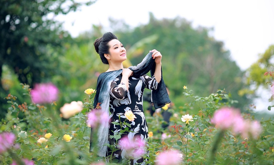 Thanh Thanh Hiền và hôn nhân với con trai Chế Linh: Chúng tôi cần nhau, sợ mất nhau - Ảnh 3. Thanh Thanh Hiền và hôn nhân với con trai Chế Linh: Chúng tôi cần nhau, sợ mất nhau - Ảnh 3.