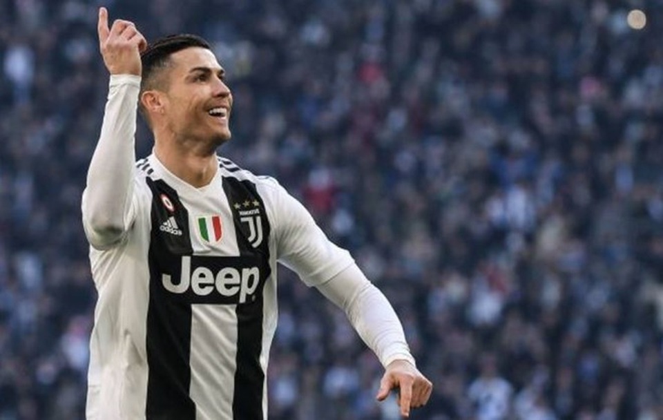 
C.Ronaldo bùng nổ trong màu áo CLB mới, Juventus
