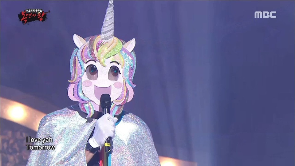 “The Masked Singer” phiên bản Mỹ hứa hẹn nhiều màn trình diễn mãn nhãn - 1 Chương trình gốc “King of Masked Singer” đạt được thành công lớn.