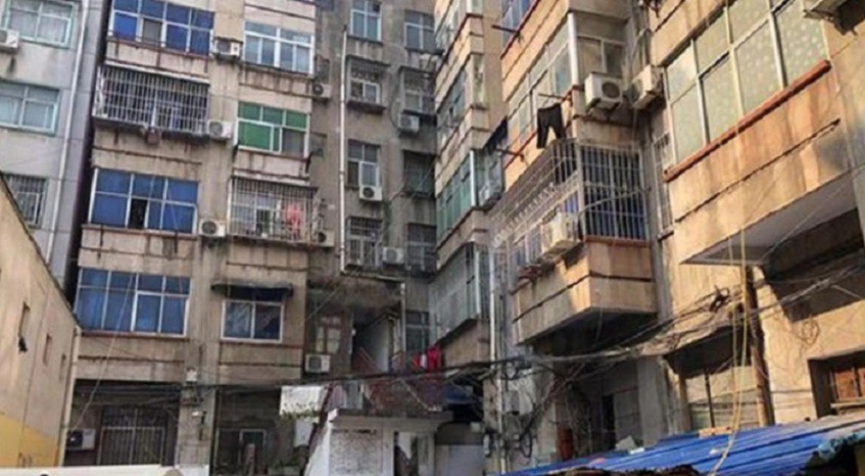 Mẹ giải cứu con gái bị bắt cóc làm nô lệ tình dục sau 6 năm trời - Ảnh 2.