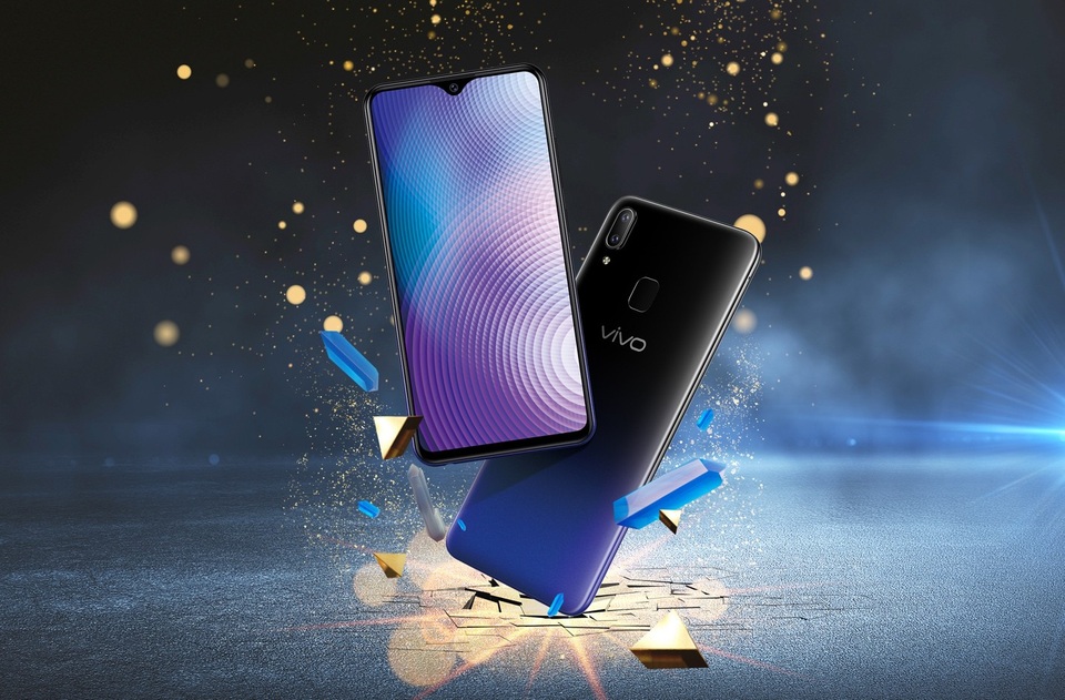 Điểm nhấn cuối năm 2018, smartphone màn hình tràn, biến tấu tai thỏ, giá tốt hơn - 3 Điểm nhấn cuối năm 2018, smartphone màn hình tràn, biến tấu tai thỏ, giá tốt hơn - 3