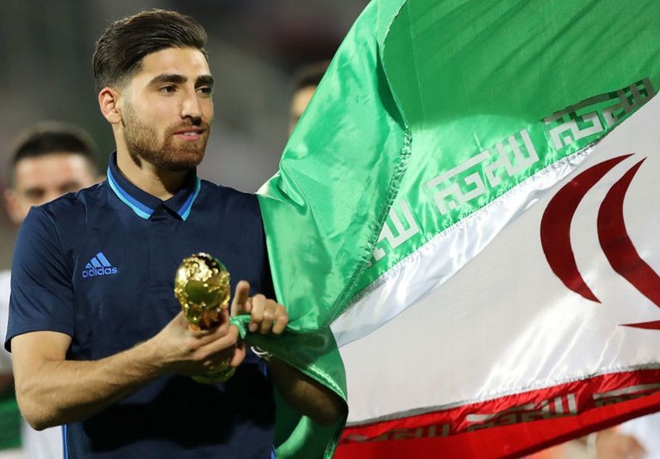 Chân sút số 1 Iran có nguy cơ lỡ trận đấu với đội tuyển Việt Nam - 1
Alireza Jahanbakhsh có thể vắng mặt ở vòng bảng Asian Cup 2019