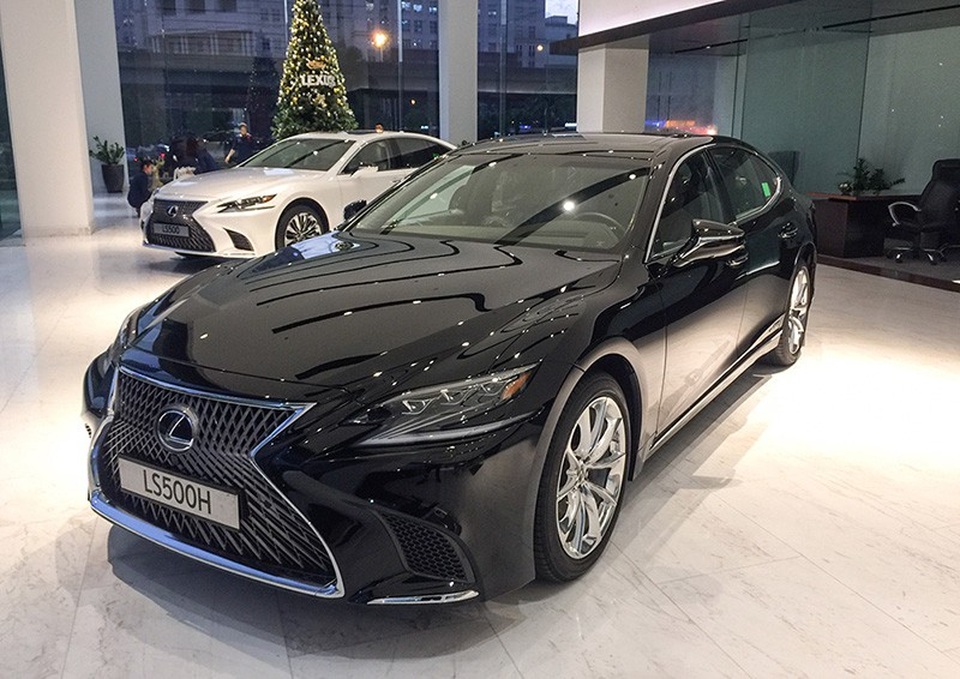 Lexus LS 500 khởi điểm từ 7,08 tỉ đồng - 7 Mẫu Lexus LS 500h