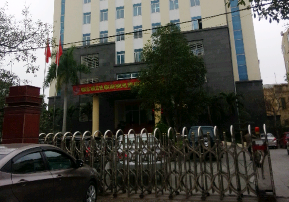 Vụ dân chặn xe nghi chở hóa chất độc hại: Chạy thử nghiệm rồi mới xin vận hành - 3 Sau gần nửa tháng liên hệ làm việc, phóng viên vẫn chưa nhận được câu trả lời của Sở TNMT Thanh Hóa.