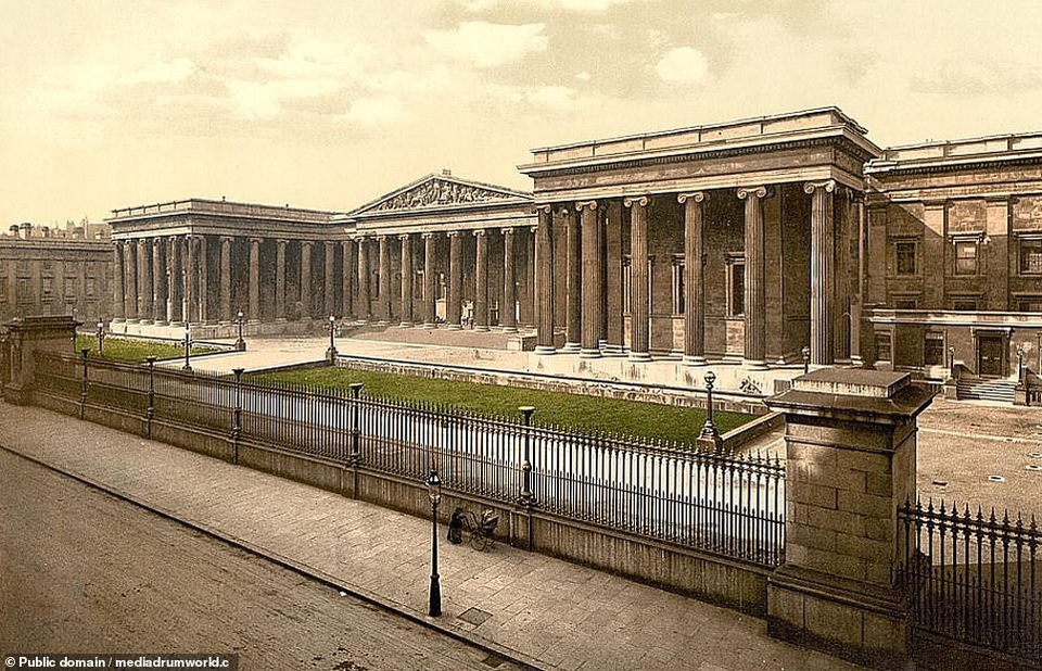 
Bảo tàng Anh ở London, Anh.
