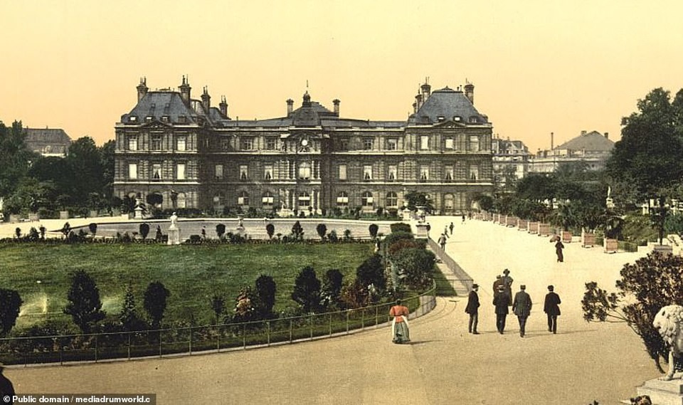 
Cung điện Luxembourg, ở Paris, Pháp.
