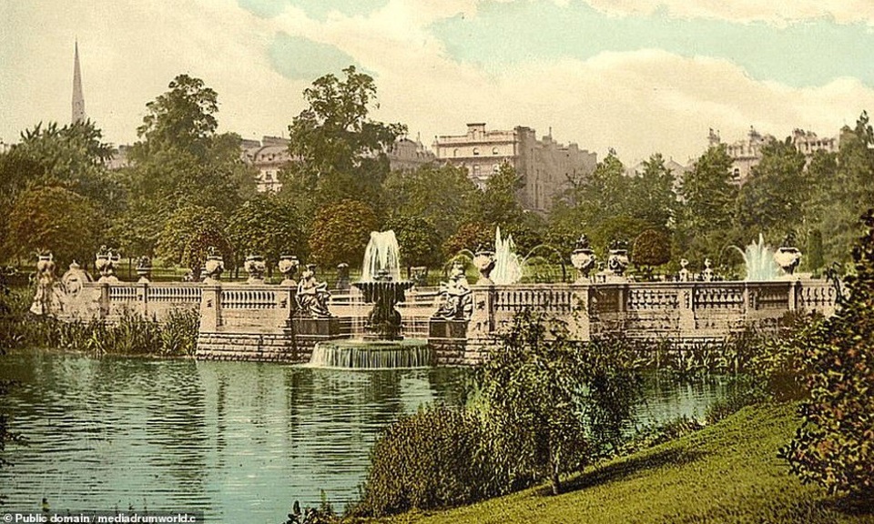 
Vườn Kensington ở London, Anh.
