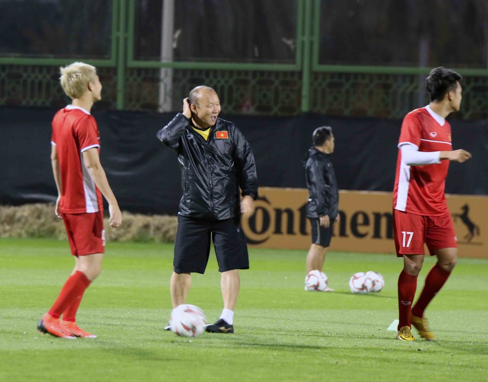 Đội tuyển Việt Nam hứng khởi "luyện công" chờ đấu Iran, Iraq - 4