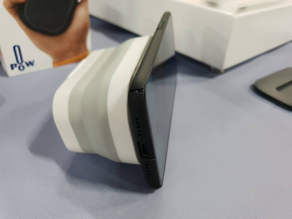 CES 2019: Ngắm mẫu loa di động có thể "thò thụt" độc đáo của Pow Audio - 1 Pow Audio Mo