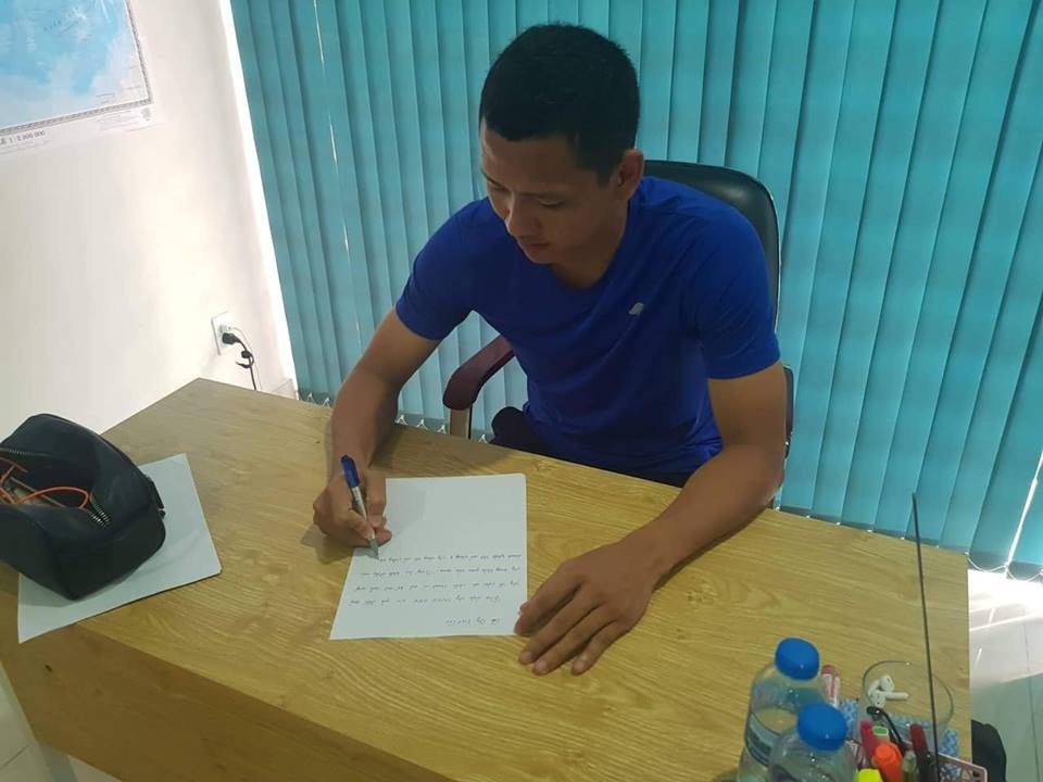 Cầu thủ Anh Đức nối nghiệp buôn hồ tiêu của gia đình sau đỉnh cao sự nghiệp “quần đùi áo số” - Ảnh 1. Cầu thủ Anh Đức nối nghiệp buôn hồ tiêu của gia đình sau đỉnh cao sự nghiệp “quần đùi áo số” - Ảnh 1.