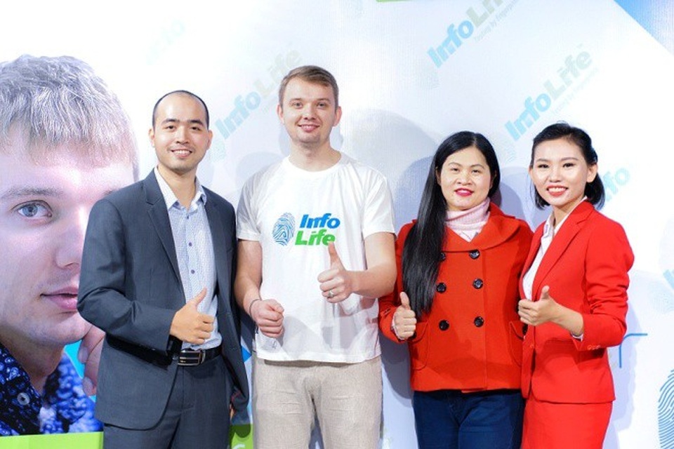 Alexander Zubarev nhà sáng lập sinh trắc vân tay Infolife có mặt tại Việt Nam - Ảnh 2. Alexander Zubarev nhà sáng lập sinh trắc vân tay Infolife có mặt tại Việt Nam - Ảnh 2.