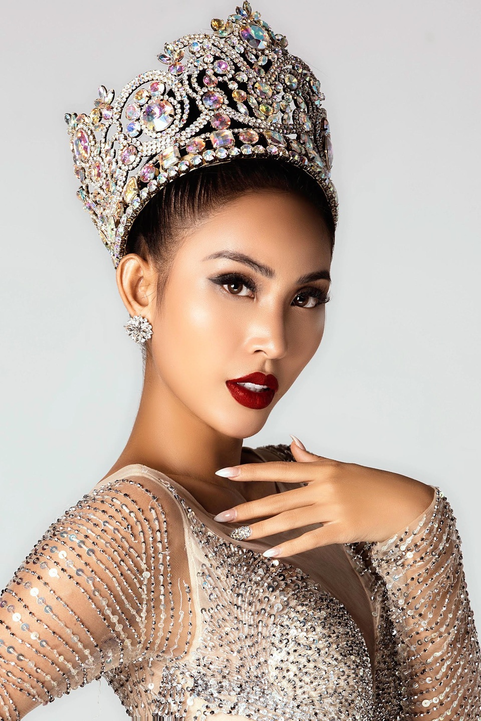 Trương Hằng chia sẻ lý do gây sốc khi đi thi hoa hậu - 2 Trương Hằng chia sẻ lý do gây sốc khi đi thi hoa hậu - 2