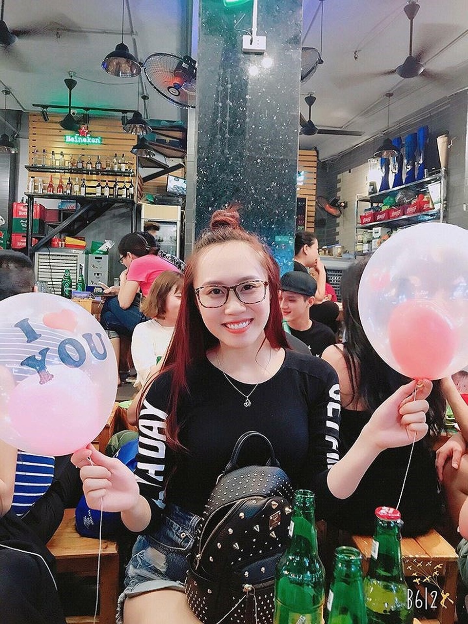 Lộ diện nhan sắc vợ sắp cưới của NSND Trung Hiếu - Ảnh 1.