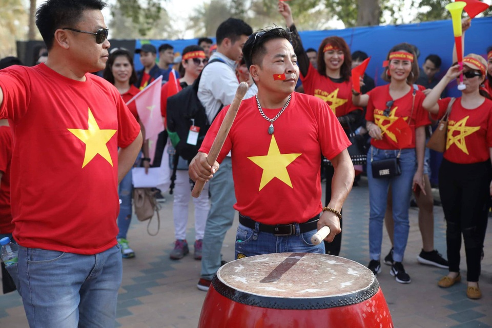 Việt Nam 2-3 Iraq: Thất bại đáng tiếc - Ảnh 26. Việt Nam 2-3 Iraq: Thất bại đáng tiếc - Ảnh 26.