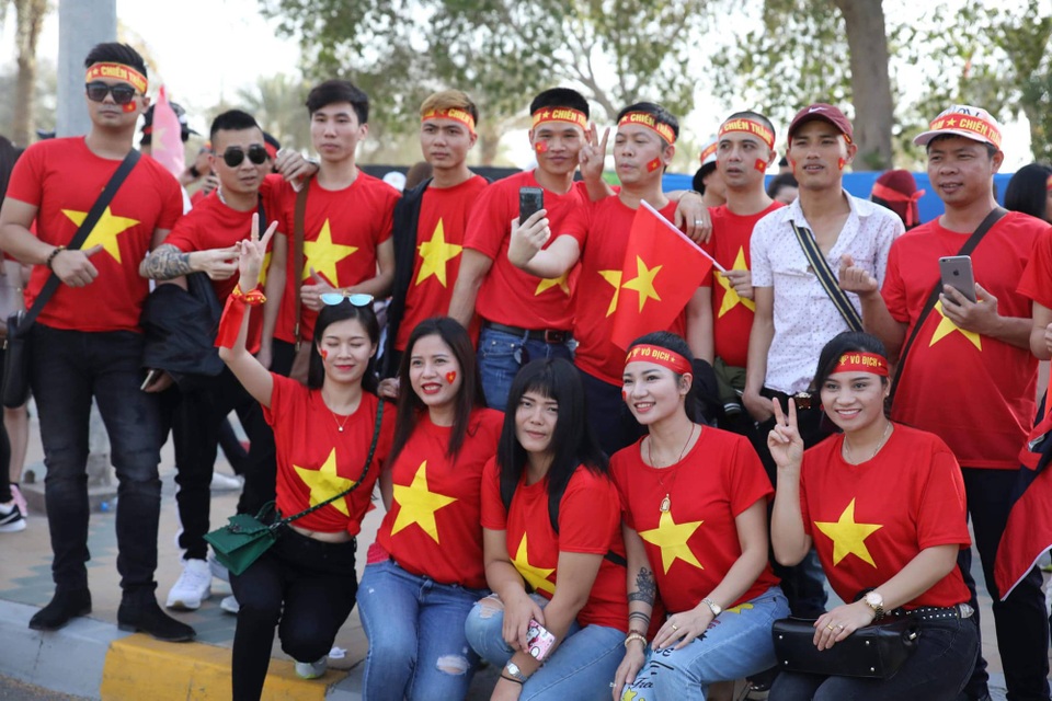 Việt Nam 2-3 Iraq: Thất bại đáng tiếc - Ảnh 24. Việt Nam 2-3 Iraq: Thất bại đáng tiếc - Ảnh 24.