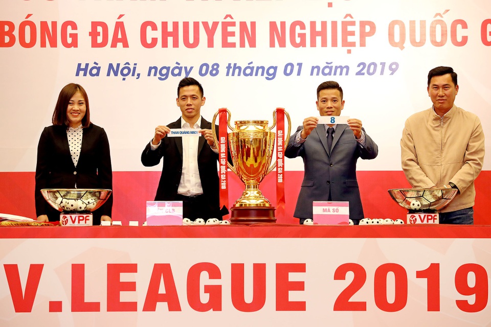 V-League chính thức áp dụng công nghệ VAR - 1 V-League chính thức áp dụng công nghệ VAR - 1