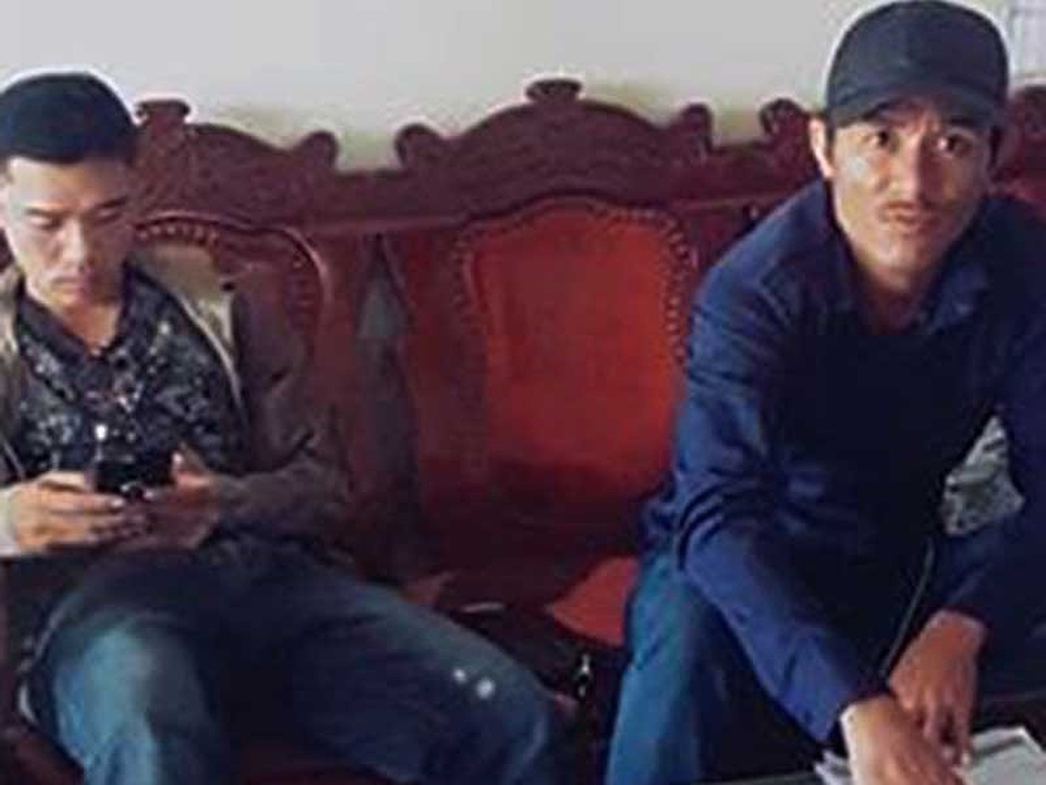 Cầu cứu Bộ Công an vì tín dụng đen truy sát - 2 Người xưng tên Quyền (bên phải) đến gặp vợ chồng bà Hương trước khi vụ án xảy ra và xuất hiện khi vợ chồng bà bị truy sát. (Ảnh do gia đình cung cấp)