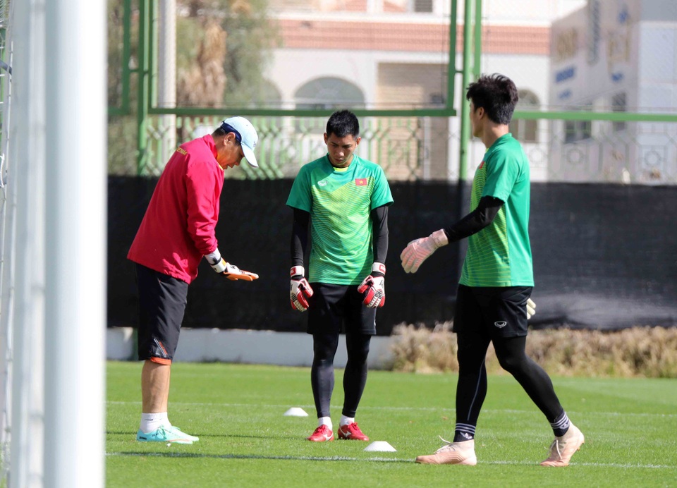 Đội tuyển Việt Nam quên nhanh trận thua Iraq, sẵn sàng lấy 1 điểm trước Iran - Ảnh 8.