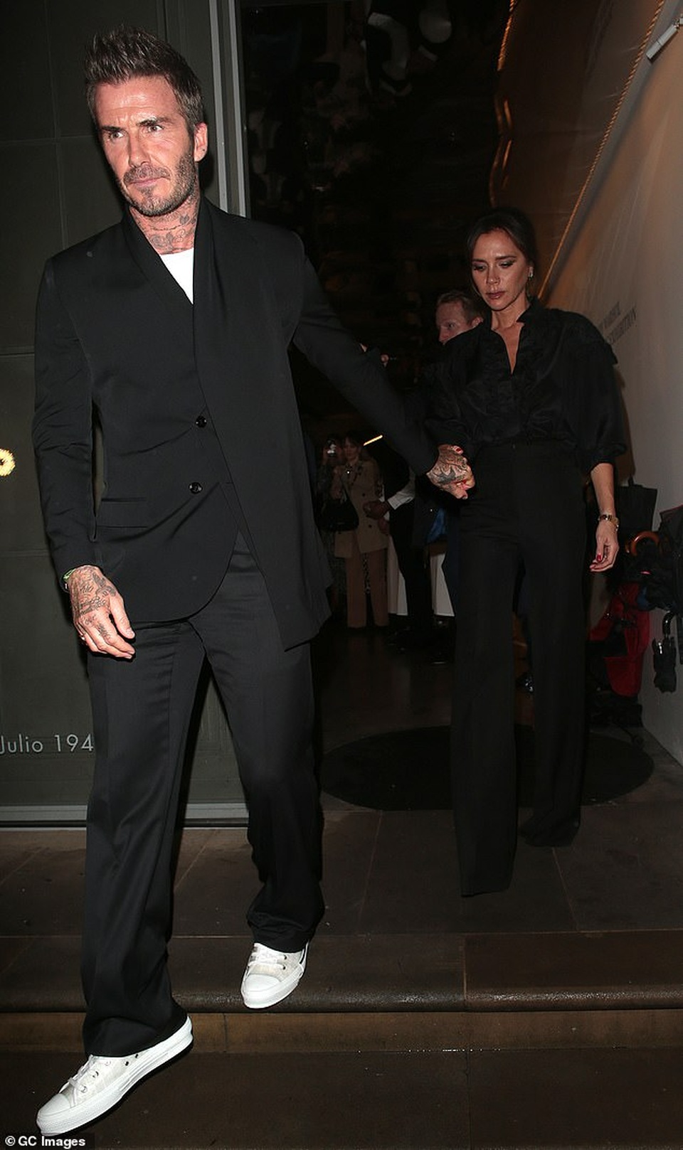 Victoria Beckham thanh lịch bên chồng điển trai - 3 Victoria Beckham thanh lịch bên chồng điển trai - 3