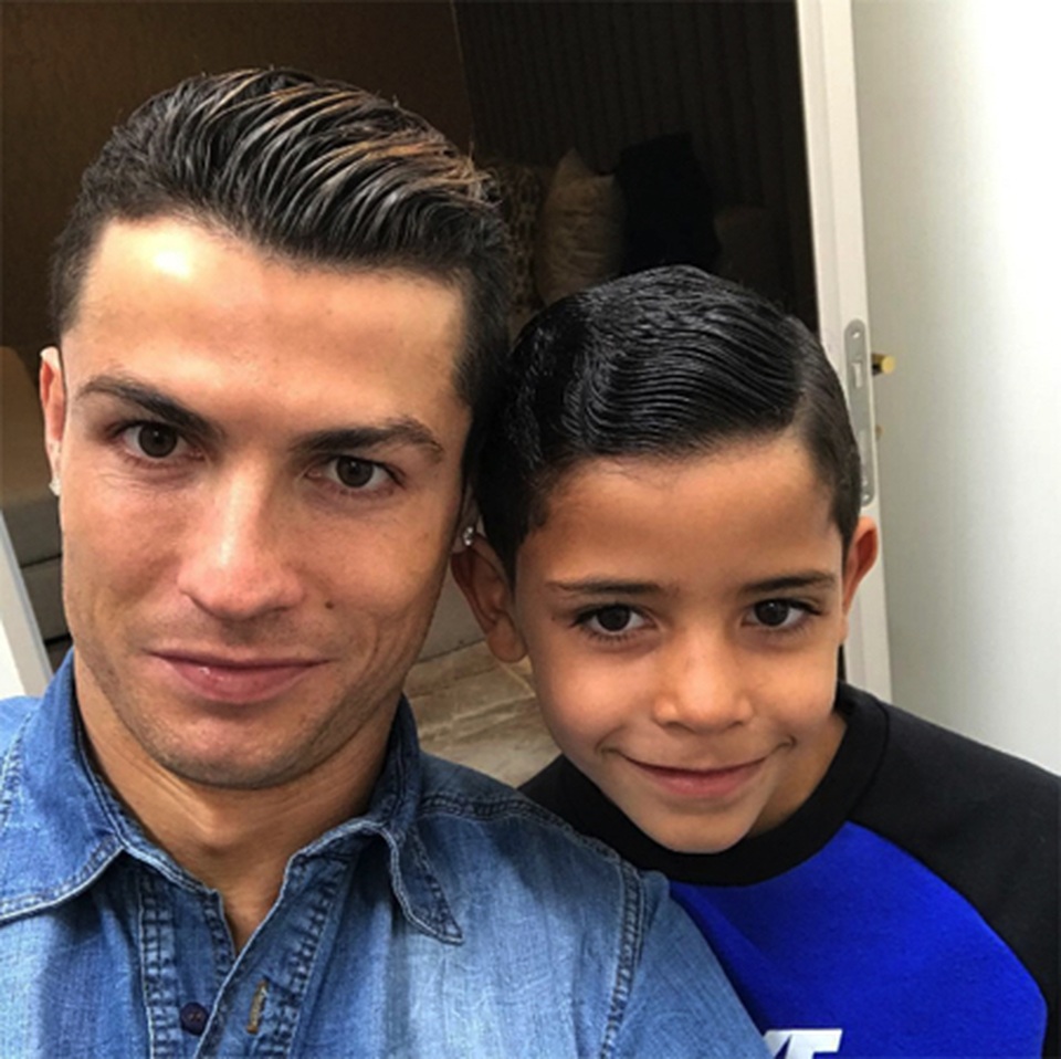 C.Ronaldo bật mí bí quyết có vóc dáng siêu chuẩn - 4 C.Ronaldo bật mí bí quyết có vóc dáng siêu chuẩn - 4