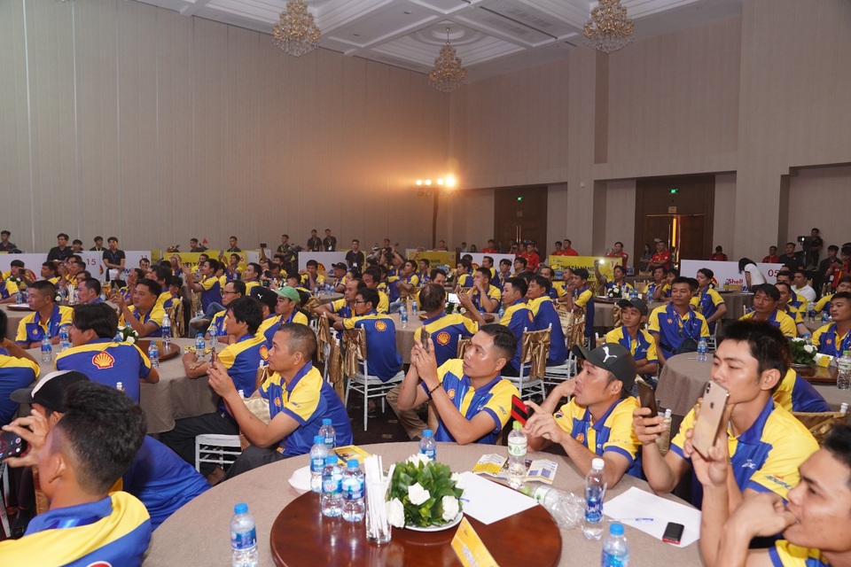 “Đánh lửa” lòng yêu nghề của các thợ máy - 1 “Đánh lửa” lòng yêu nghề của các thợ máy - 1