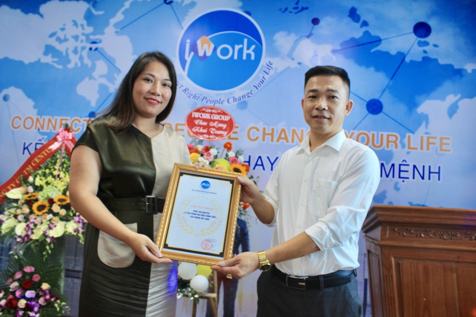 Iwork Group khai trương văn phòng tại Thái Nguyên - 4 Iwork Group khai trương văn phòng tại Thái Nguyên - 4