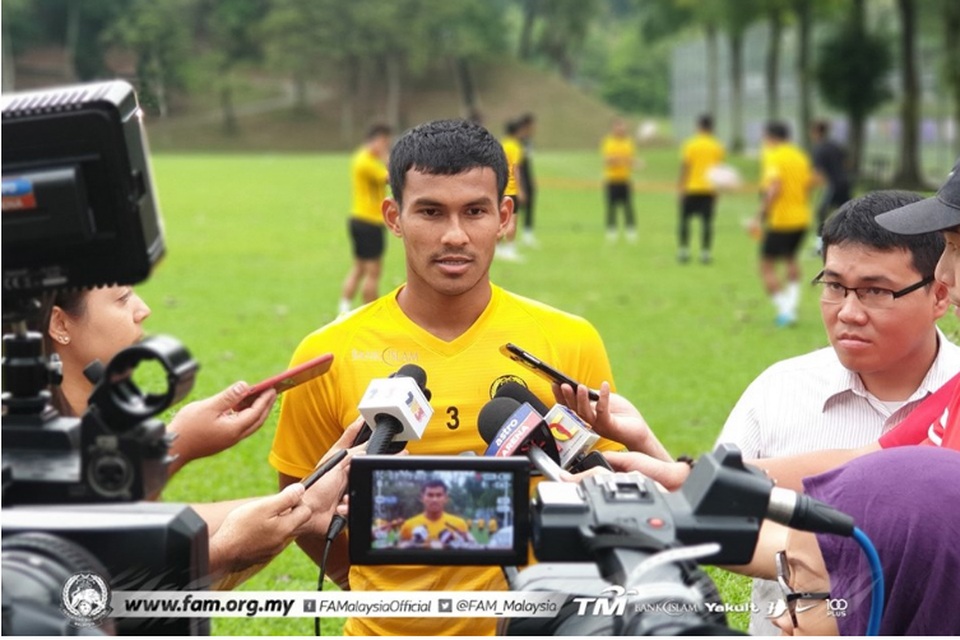 Trung vệ Malaysia không ngại phải thi đấu trên chảo lửa Mỹ Đình - 2 Trung vệ Malaysia không ngại phải thi đấu trên chảo lửa Mỹ Đình - 2