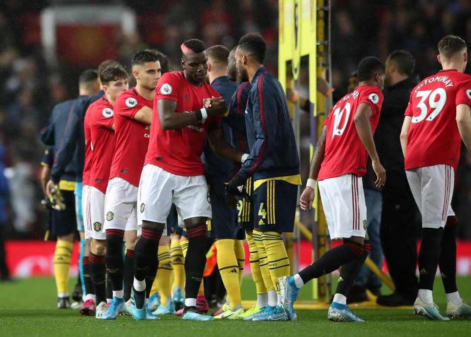 Những khoảnh khắc chia điểm thất vọng giữa Man Utd và Arsenal - 3 Những khoảnh khắc chia điểm thất vọng giữa Man Utd và Arsenal - 3