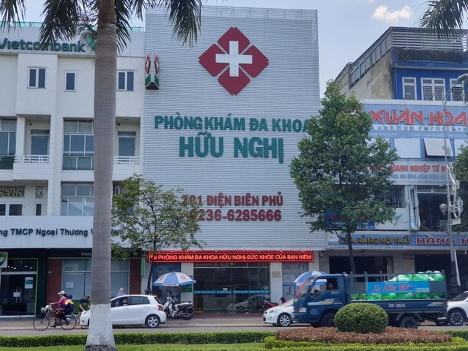 Phòng khám vẽ bệnh thu tiền bị tước giấy phép hoạt động - 1 Phòng khám vẽ bệnh thu tiền bị tước giấy phép hoạt động - 1